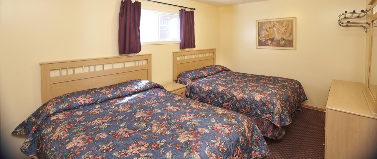 Black Sea Motel Пентиктон Экстерьер фото